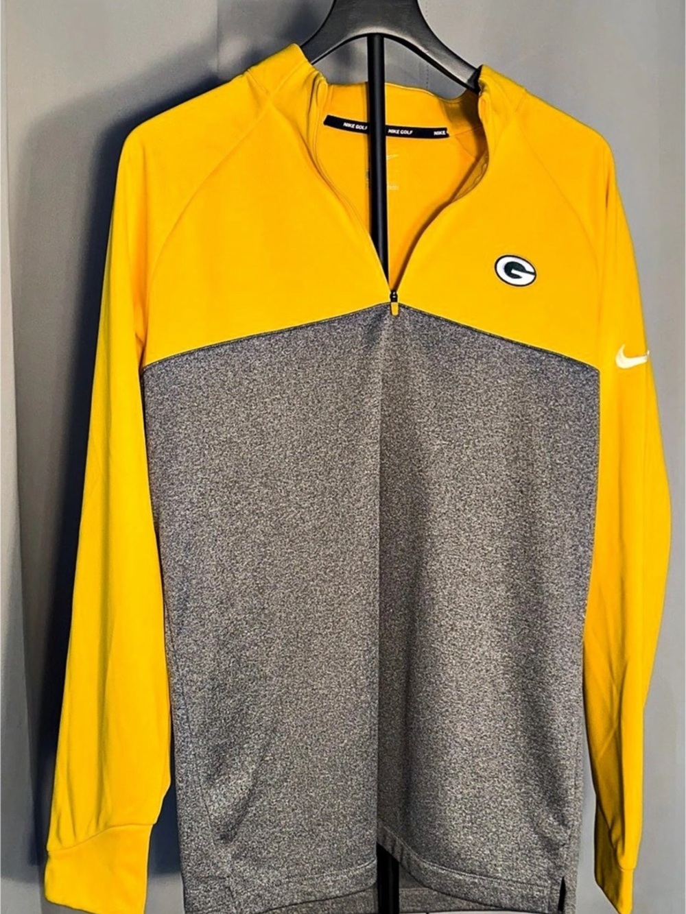 Nike Green Bay Packers Sideline Dri-FIT Half-Zip Pullover Yellow & Gray Large